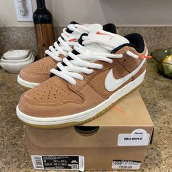 Nike SB Dunk Low Dark Russet Size 9.5 Mens