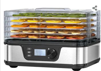 FOOD DEHYDRATOR