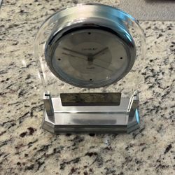 Danbury Quartz Thing’s Remembered Clock