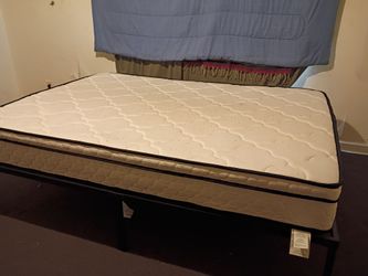 Full or queen size bed for sale