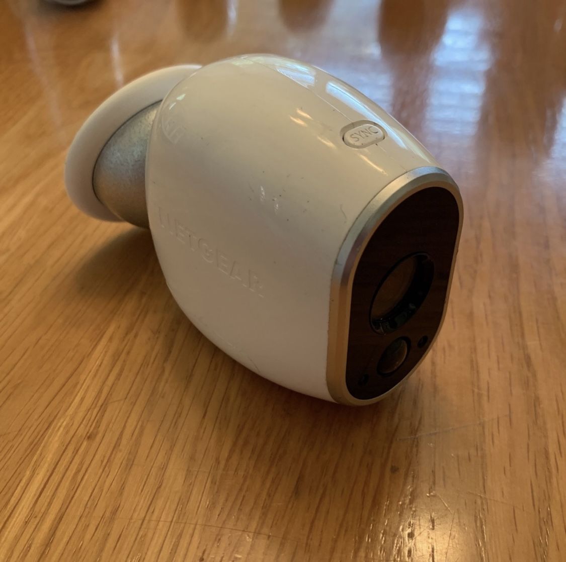 6 NETGEAR Cameras