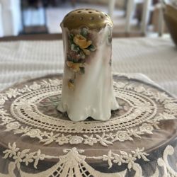 Antique Hand-Painted Porcelain Hatpin Holder – Yellow Roses & Gold Gilt