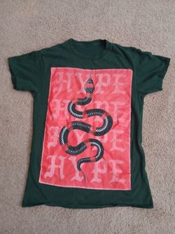 Snake graphic Tshirt Sz S