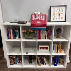 bookshelf 