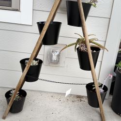Foldable Plant Stand (Indoor/Outdoor)