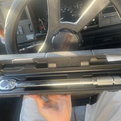 Pittsburg Torque Wrench  