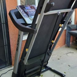 Nordictrack  Treadmill  T 7.0
