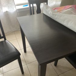 Everything must go everything is in great condition, living room, dining room, loveseat, sofa and tables 2 lamp shades bedroom set. Everything mut go.