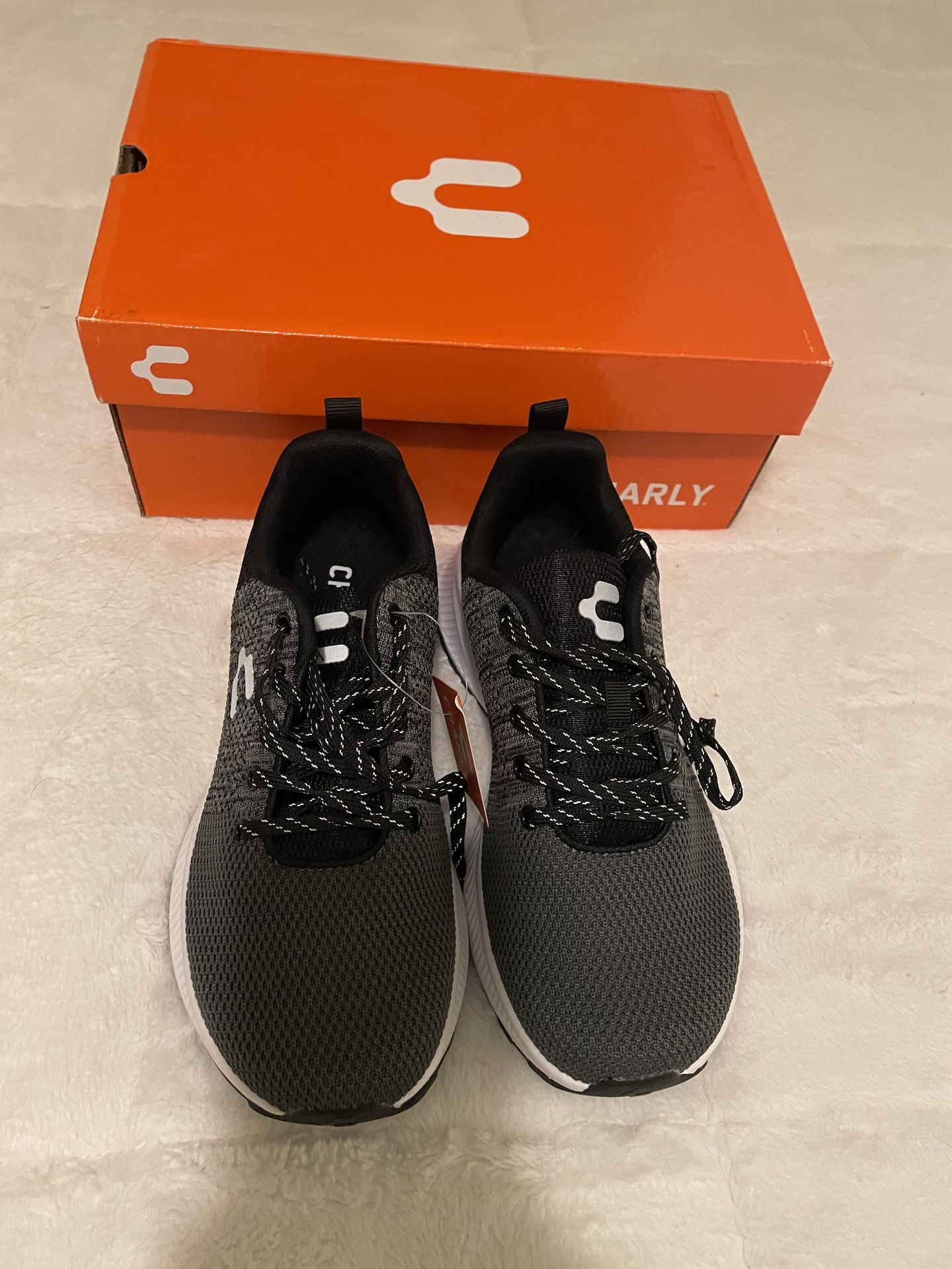 New In Box Men’s Wide 7.5 Black/Grey Charley Shoes