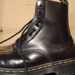 Dr. Martens 1460 Pascal Cherry Red