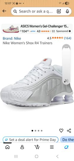 Woman shoes