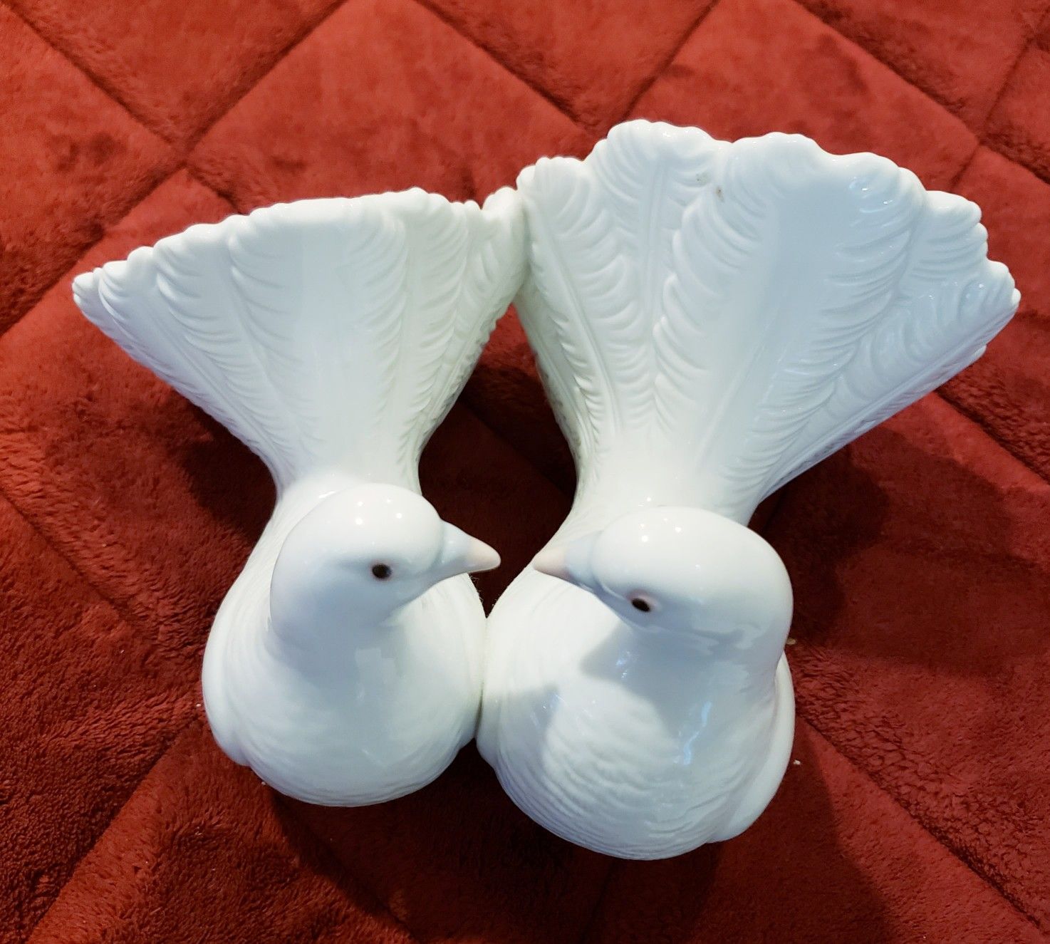 Couple of Doves Figurine Lladro
