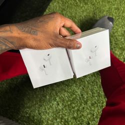 AirPods Pro – Like New, Complete, Tested