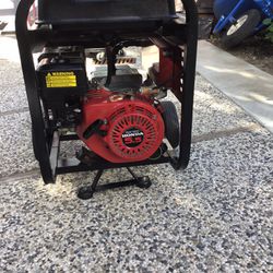 Honda  Electric Generator  HP 3500  Excellent Condition  Use Once Only Price Is Firm 