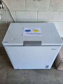 🌸Spring Sale! 2021 Midea Chest Freezer-Warranty Included
