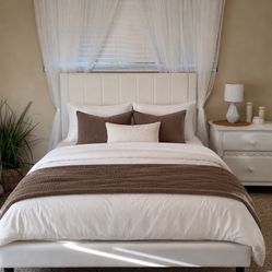 Bed With Mattress 