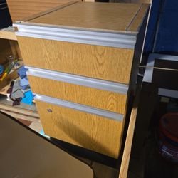 Filing Cabinet 28 X 16