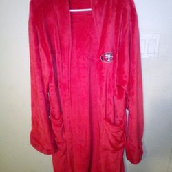 Niner Robe 4 Men