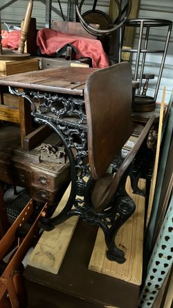 The New Clayton School Desk