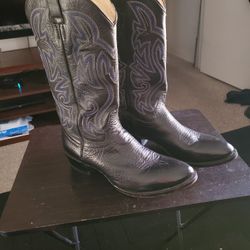 COWTOWN LEATHER BOOTS 10-1/2W, STILL IN GREAT SHAPE AND CONDITION 