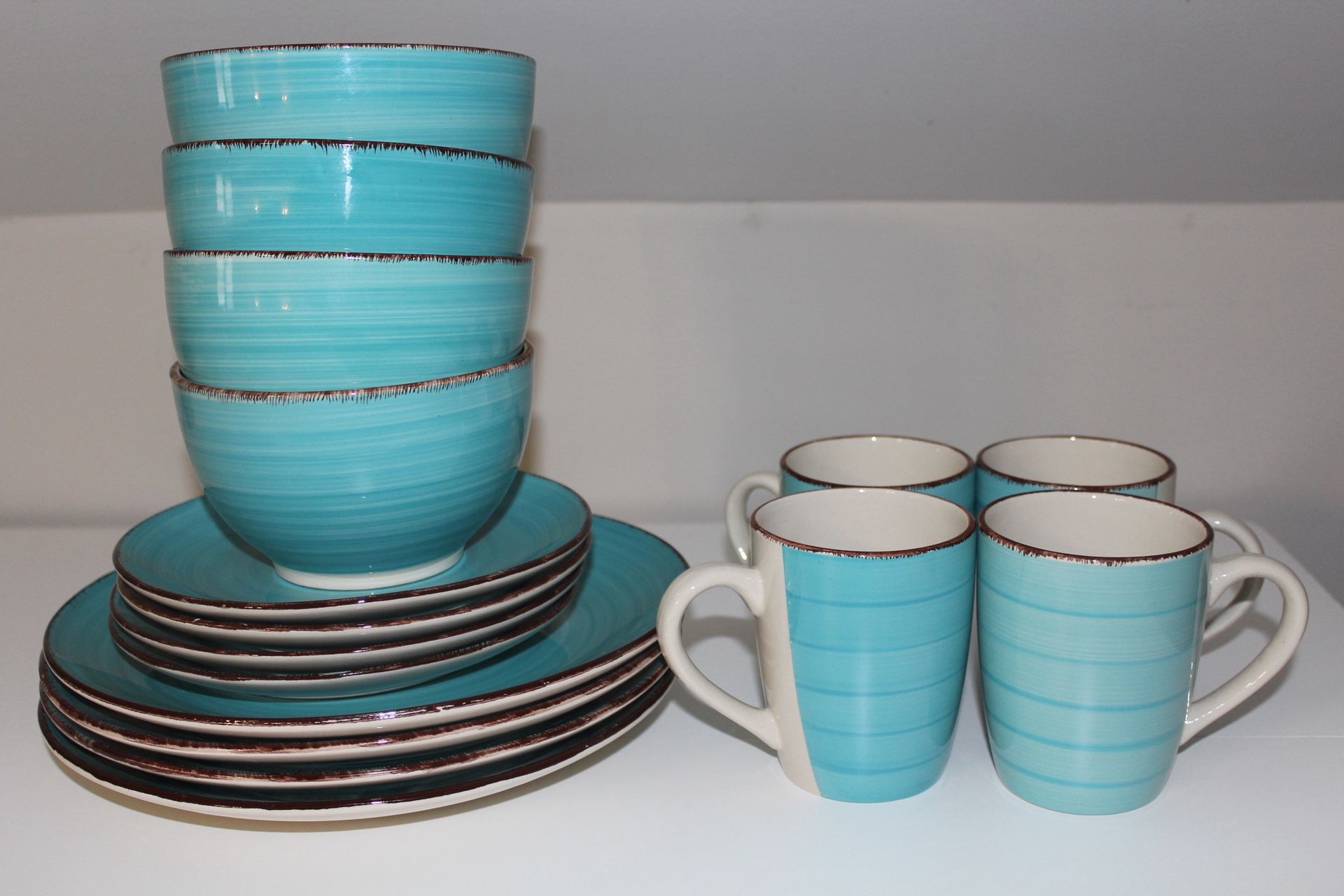 Set of 4 (16 pc) Royal Norfolk Turquoise Stoneware Mug Plates Bowls Dinnerware