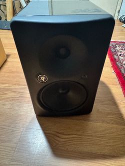 Mackie HR824mk2 Studio monitor
