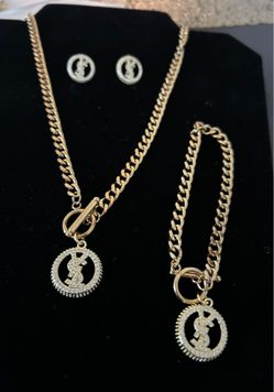 Gold plated necklace set