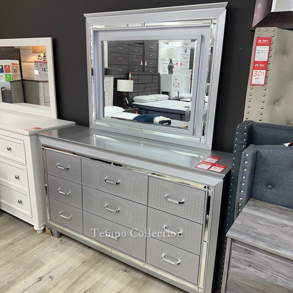 9-Drawer Georgeus Dresser and Mirror with LED Lights,