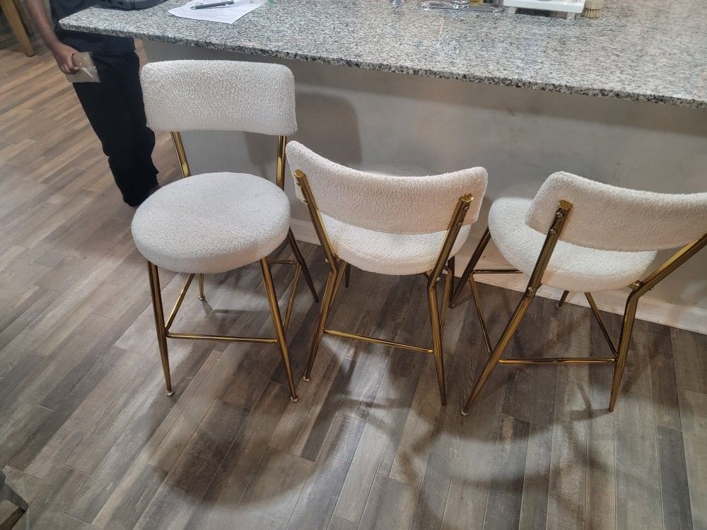4 Set Of Bar Stools