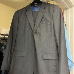 Men Suit Grey Color Jacket And Pants Nautica Brand Jacket Is Size 46 R And Pants 38 W X 32 Lin Excellent Condition Wear It Once 