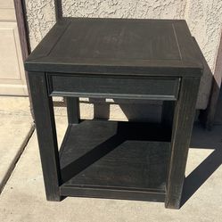 Coffee Table (black)