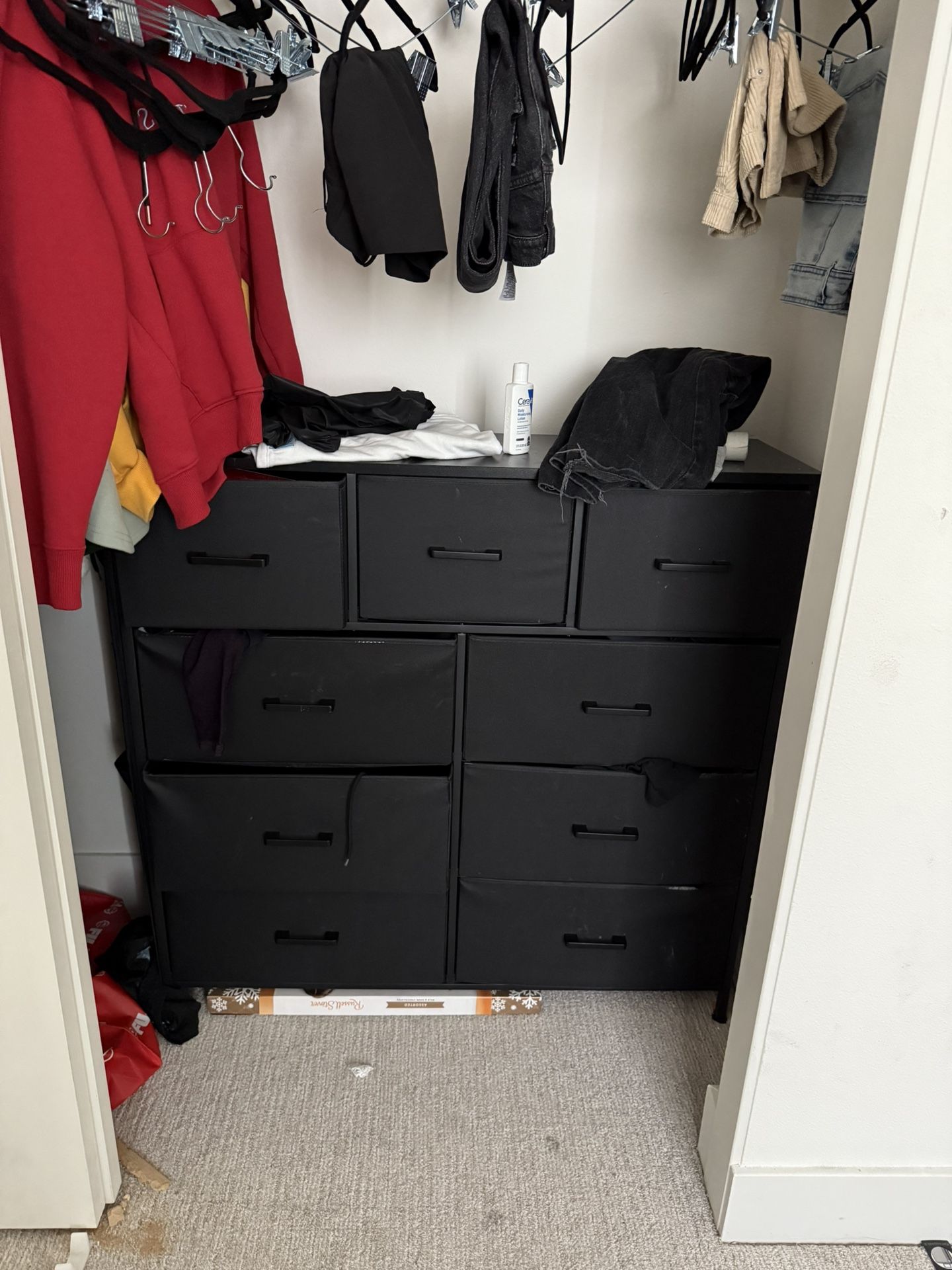 Dresser