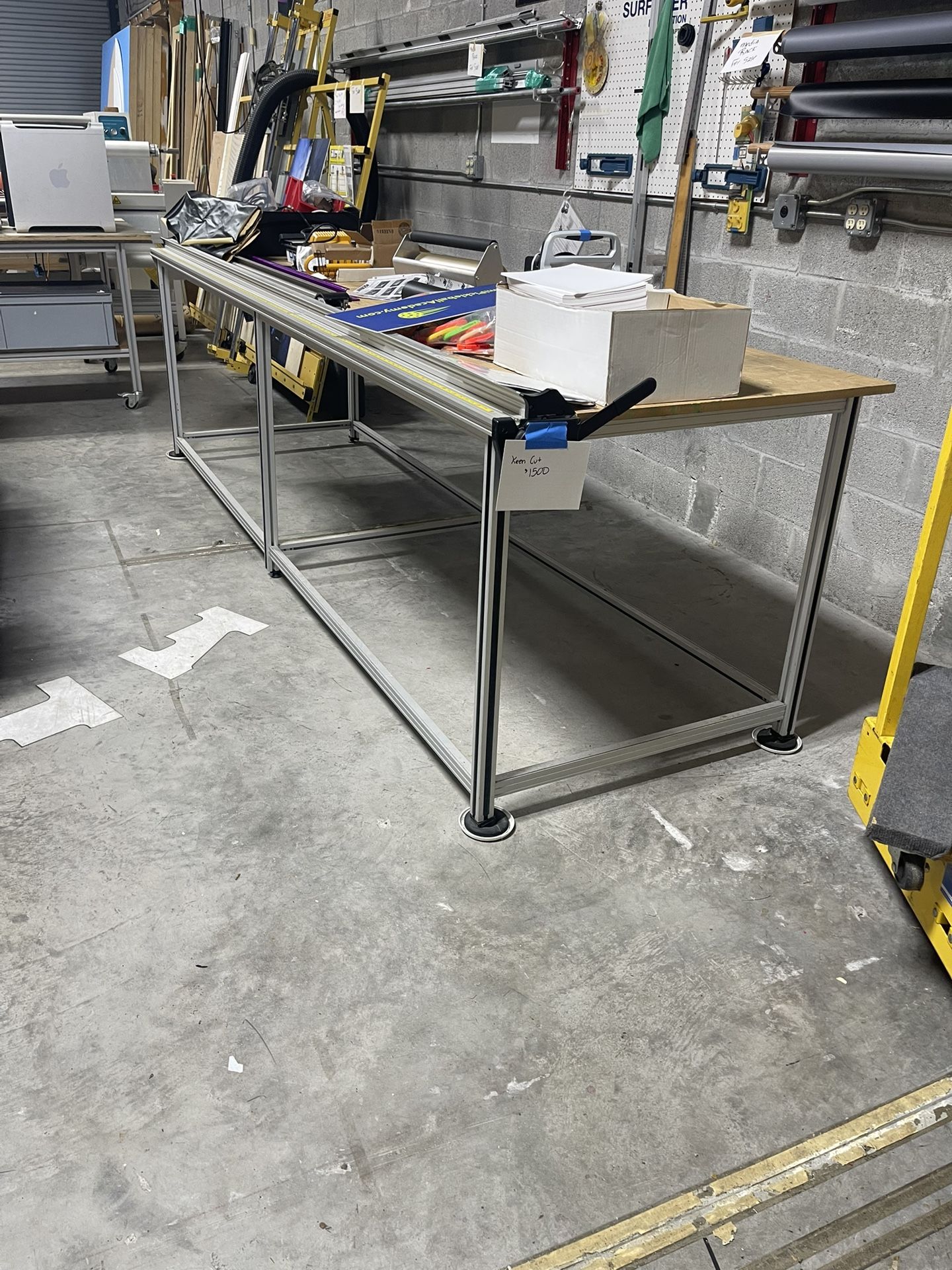 Cutting Table + Keen Cut