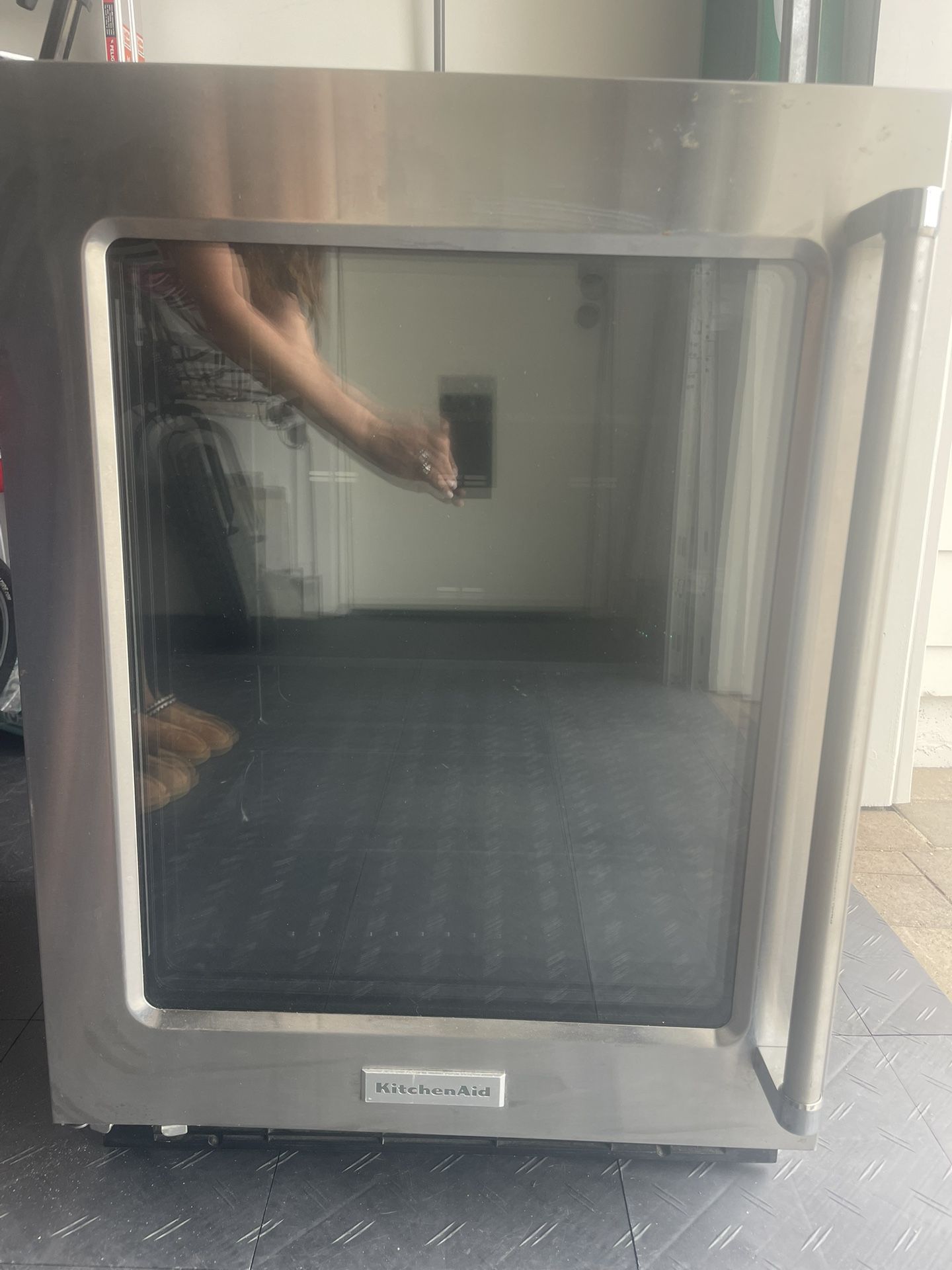 KitchenAid Beverage Mini Fridge