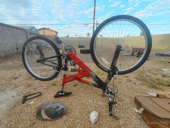 Mongoose DXR 3500 Mountain Bike