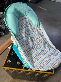 Baby shower chair