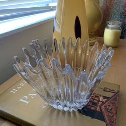 Vintage art verrier (france) Crystal Bowl. 10”x10”x10”. Kendall Area Pick Up 