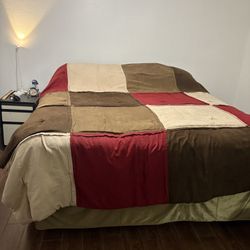 King Size Comforter From Kohl’s-Great Condition