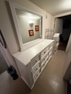 Sunset Cove White 9 Drawer Dresser