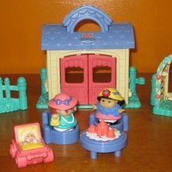 Little People Cottage By Fisher Price. These Do Not Have Long Legs 