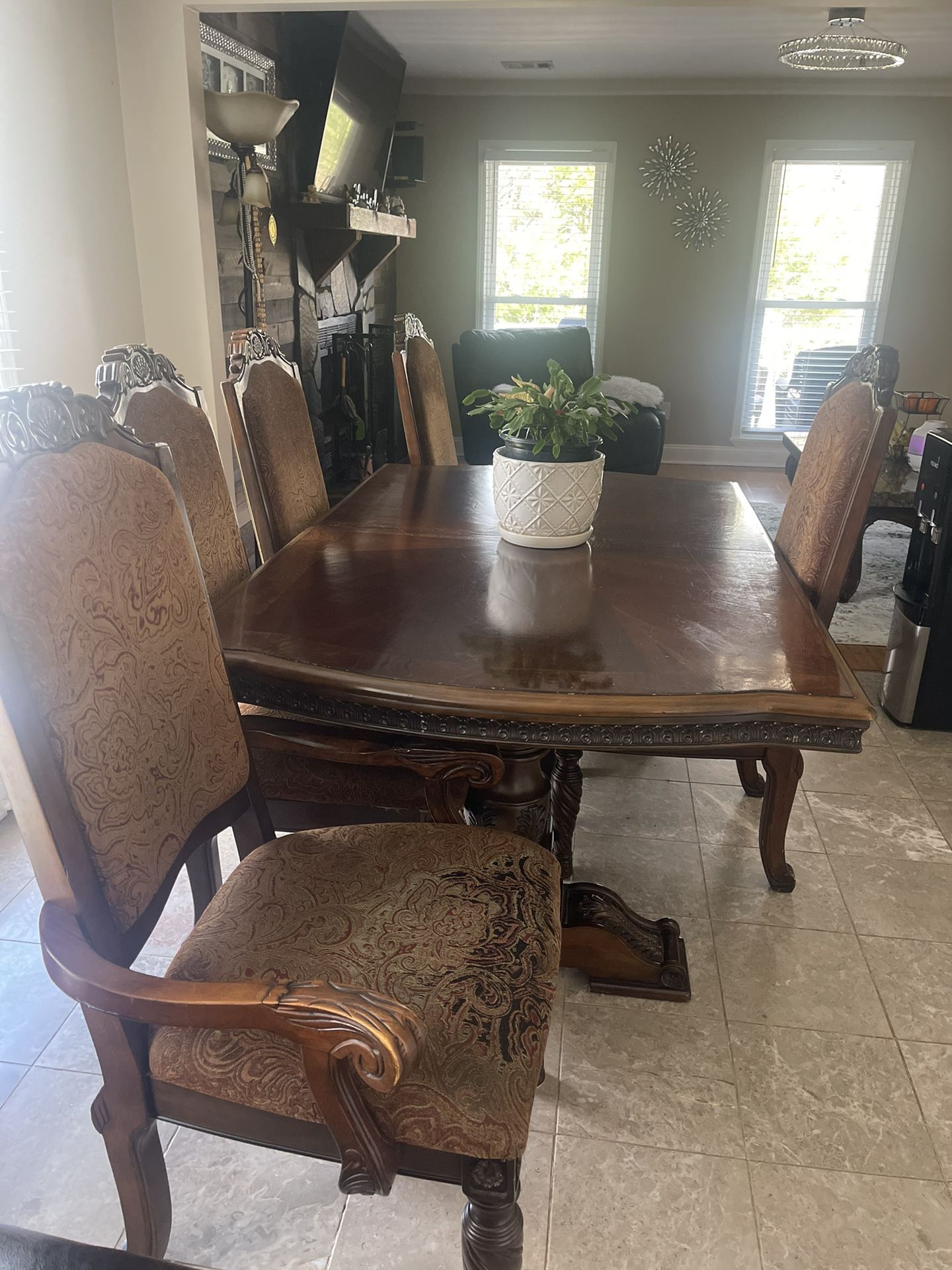 Dining Table With 5 Chairs 
