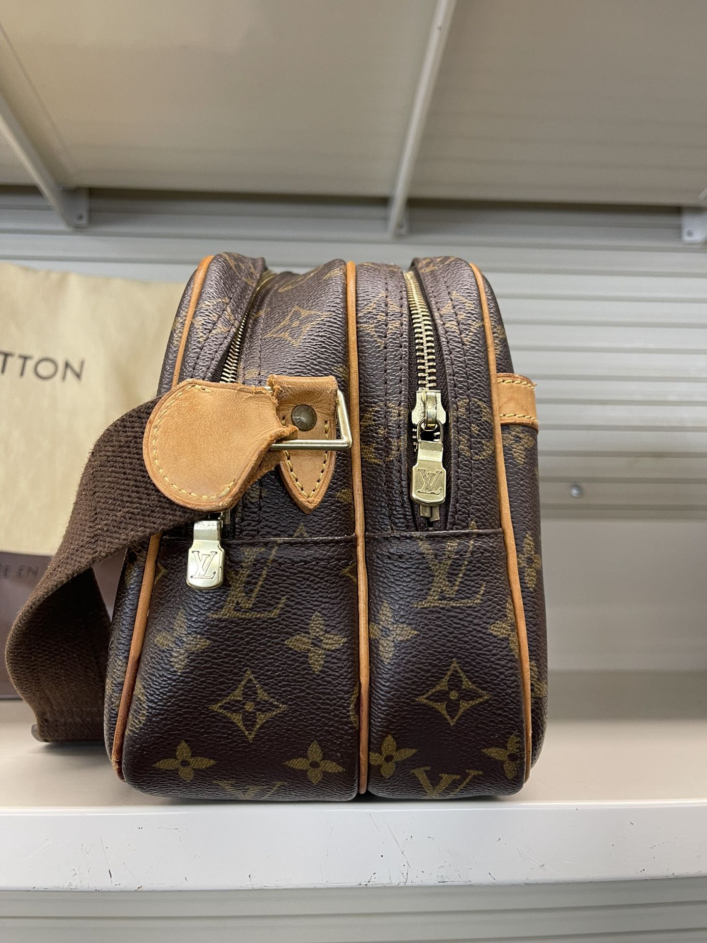 Louis Vuitton Reporter Pm for Sale in Lakeland, FL - OfferUp
