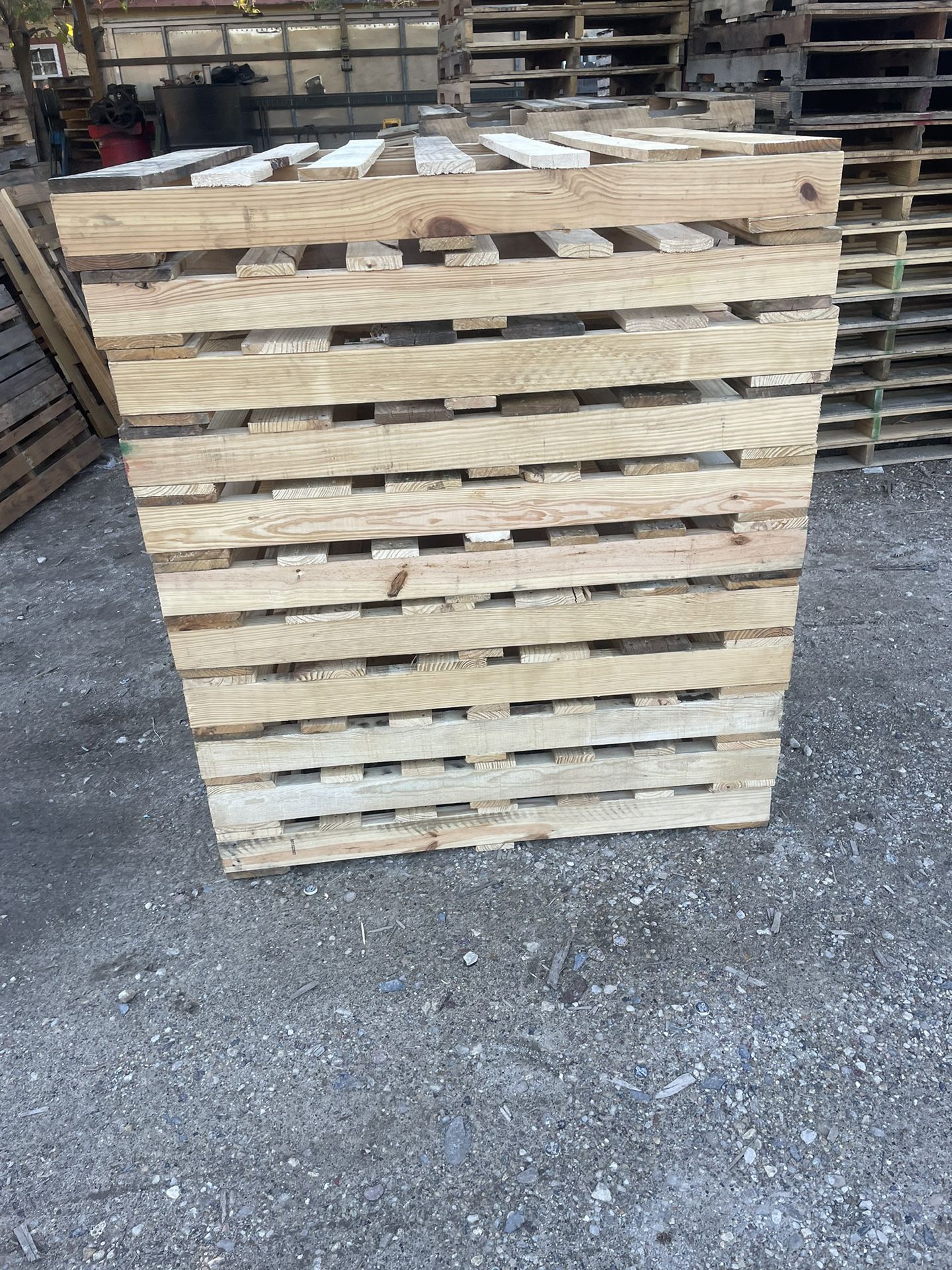 Pallets 48x48