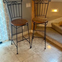 Bar Stools 