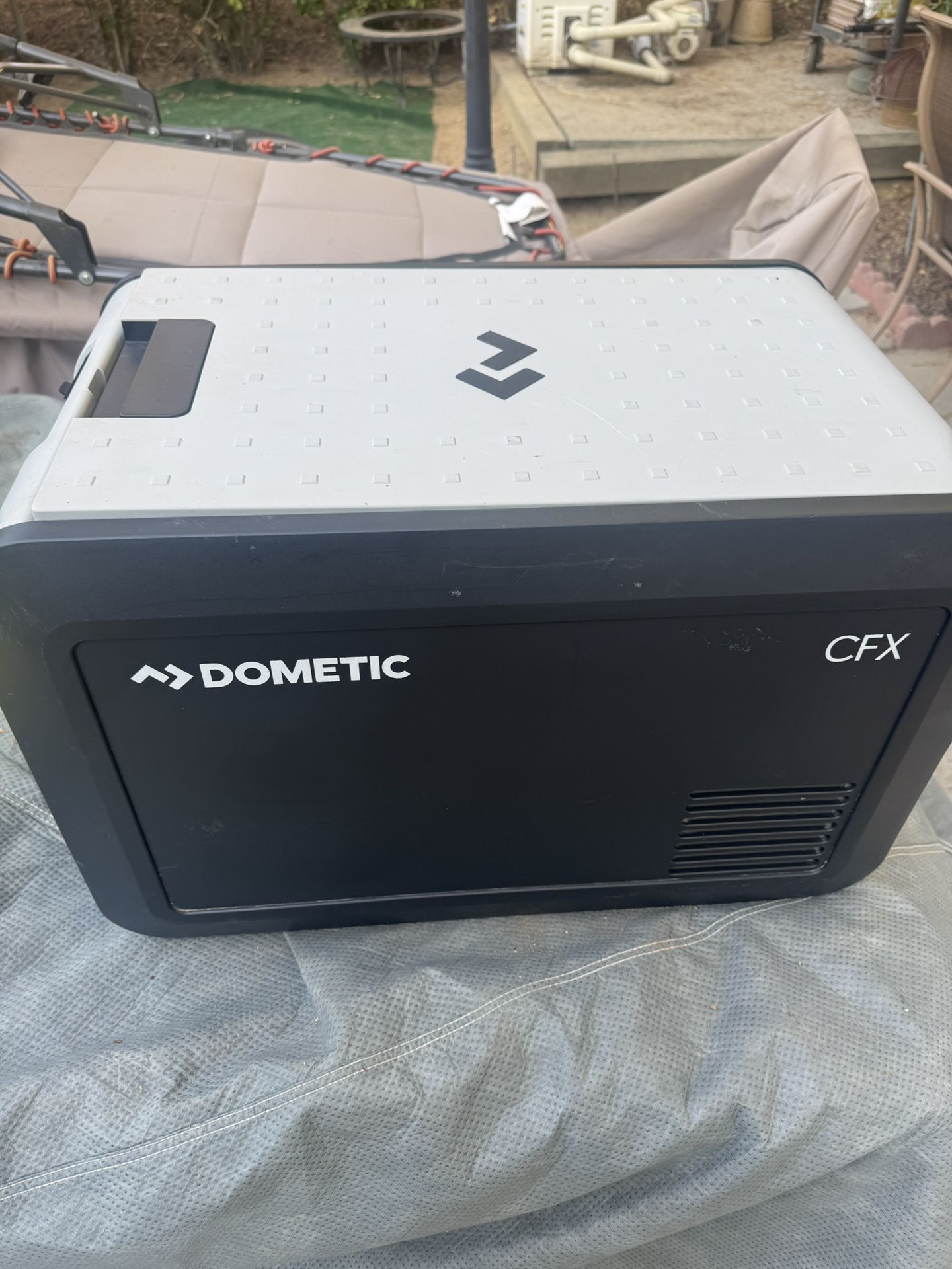 Dometic CFX3 35 Mini Fridge/electric cooler