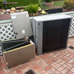 Bryant Single-Stage Compact Air Conditioner