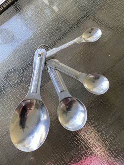 Vtg. Measuring spoon set made in Japan