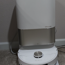 DREAME X40 Ultra Robotic Vacuum with Removable & Liftable Mop
