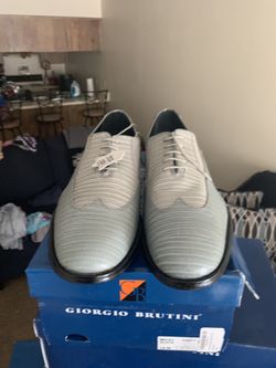 Men’s dress shoes size 14