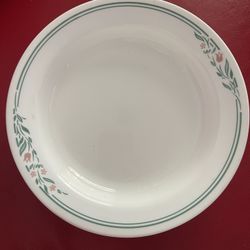 Corelle Plates Vintage New 6 Pieces 
